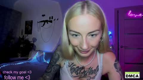 Snapshot of kiki_cute__ chatting on 09/13/25, 07:35 Kiki online show from 09/13/25, 07:35
