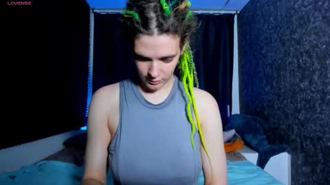 Kiki online show from 11/06/25, 11:44