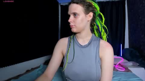 Kiki online show from 11/20/25, 10:26