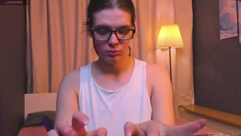 Kiki online show from 04/23/26, 10:14