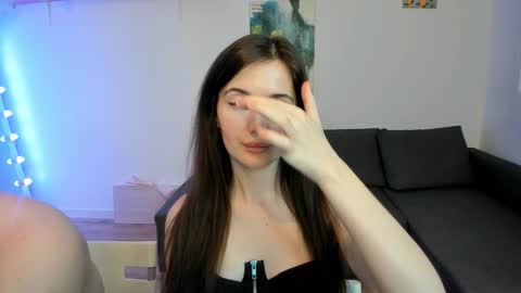 Snapshot of kiki_mcflurry chatting on 03/02/26, 09:32 PavelPolly online show from 03/02/26, 09:32