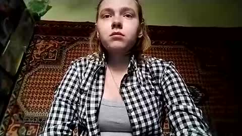 Snapshot of kikibang_ chatting on 10/24/25, 08:33 kikibang_ online show from 10/24/25, 08:33