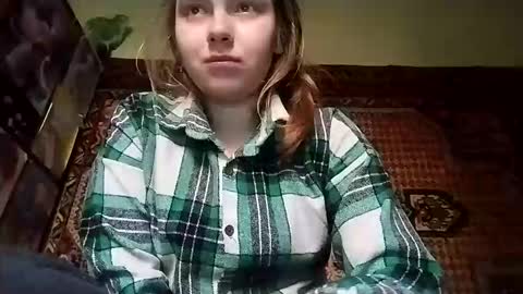 Snapshot of kikibang_ chatting on 11/25/25, 08:25 kikibang_ online show from 11/25/25, 08:25