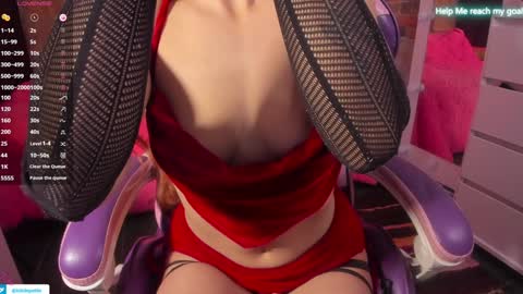 Snapshot of kikilepetite chatting on 12/24/24, 07:44 kiki online show from 12/24/24, 07:44