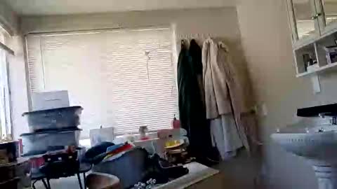 kikilovespartylights online show from 04/10/26, 06:45
