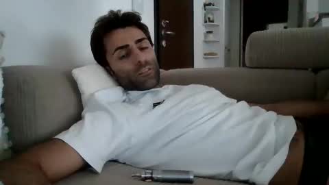 kikkus01 online show from 11/13/25, 01:21