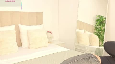 kiliananoir online show from 04/21/26, 07:14