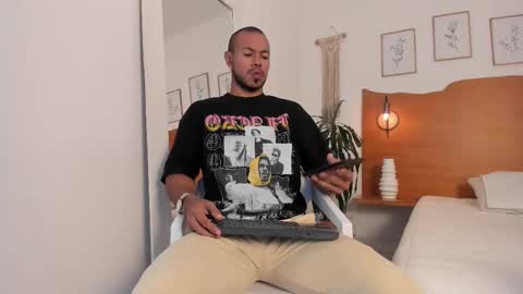 Kilua Muscle guy online show from 01/08/26, 09:39