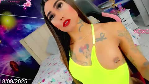 Snapshot of kilye_nellaa chatting on 09/18/25, 11:40 kylie anthonella online show from 09/18/25, 11:40