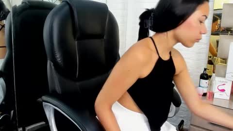 cherry  online show from 02/04/26, 02:34