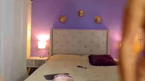 Mia  Kim online show from 09/25/25, 11:41