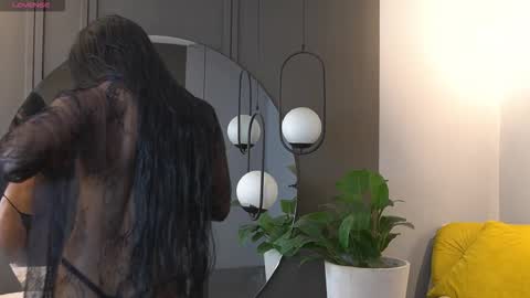 Kim online show from 09/22/25, 01:02