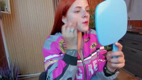 Kim online show from 02/20/25, 12:25