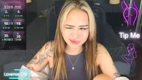 Kim online show from 09/12/25, 05:18