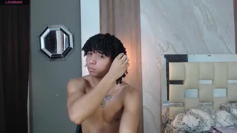 KIM online show from 03/01/26, 01:02