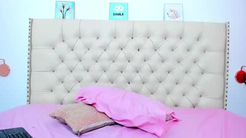 Snapshot of kim_eli chatting on 01/16/25, 06:37 kim_eli online show from 01/16/25, 06:37