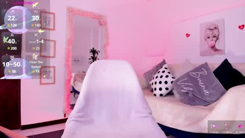 Kim  online show from 01/29/25, 08:18