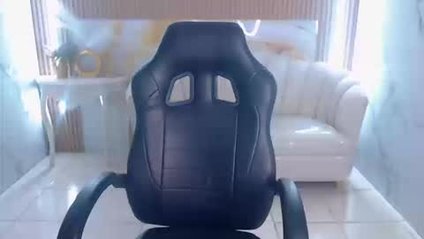 kim_lush_s online show from 02/19/26, 08:16