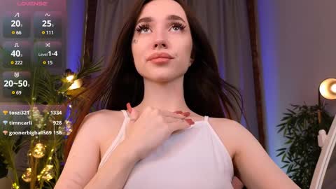 Snapshot of kim_lyn chatting on 12/22/24, 08:49 KIM online show from 12/22/24, 08:49