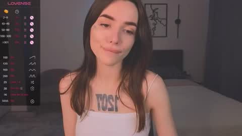 Snapshot of kim_lyn chatting on 09/24/25, 01:14 KIM online show from 09/24/25, 01:14