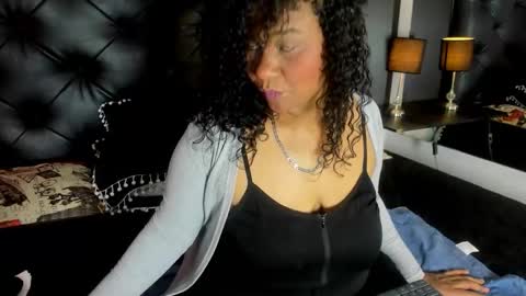 Kim Marquez online show from 11/27/25, 10:12