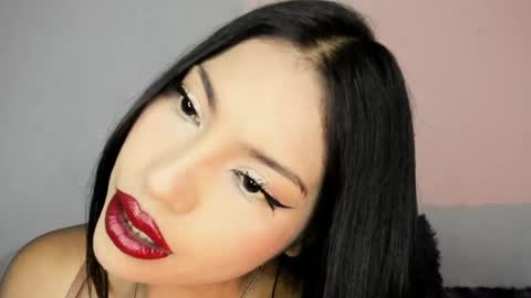Snapshot of kim_mouth17 chatting on 04/25/26, 04:26 kim_mouth17 online show from 04/25/26, 04:26