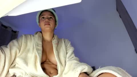 Kim Murphy online show from 04/22/26, 11:01