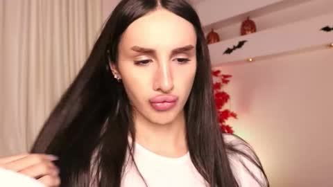 Kim Oberlin online show from 10/28/25, 11:25