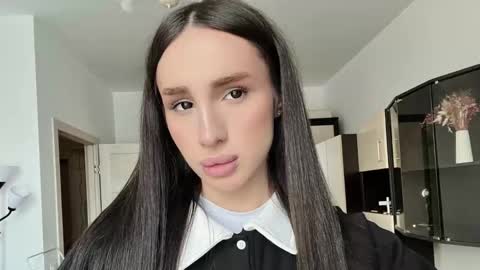 Kim Oberlin online show from 02/18/26, 04:58