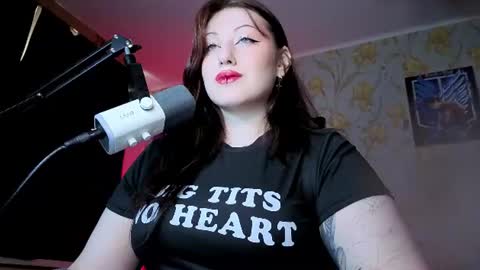 Hi Im Kimberly but u can call me Kim. Turn on ur sound i love to talk and moan online show from 07/17/26, 09:16