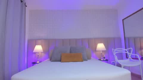 Kim online show from 12/30/24, 12:09