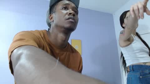 Snapshot of kimandyuk chatting on 01/15/25, 07:23 Kim  Yuk online show from 01/15/25, 07:23