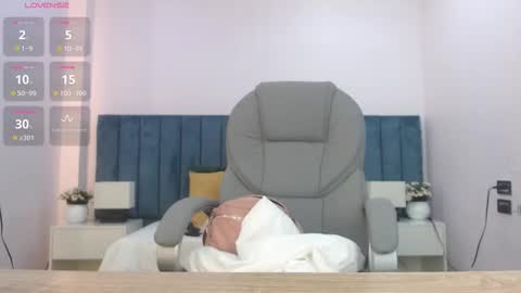 kimara lion online show from 11/12/25, 03:07