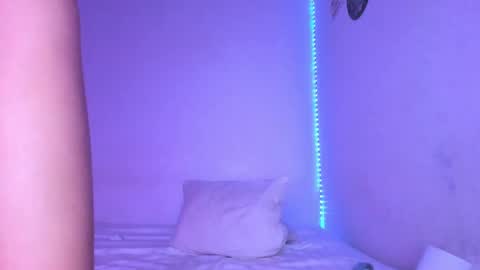 kim online show from 03/06/25, 08:52