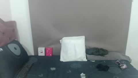 Snapshot of kimberjamesxx chatting on 05/31/26, 01:14 DANIELA online show from 05/31/26, 01:14