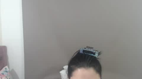 Snapshot of kimberjamesxx chatting on 06/15/26, 01:30 DANIELA online show from 06/15/26, 01:30