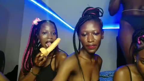 Kimberly online show from 11/25/25, 05:57