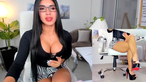 Melissa online show from 12/30/24, 10:55