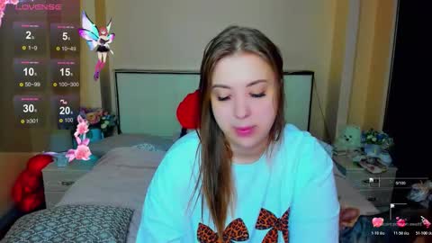 kimberly_mm online show from 11/12/25, 11:43
