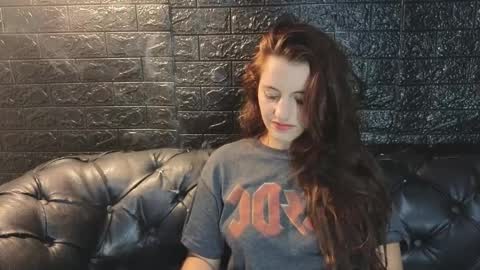  KIMBERLY SWAN  online show from 04/09/26, 10:48