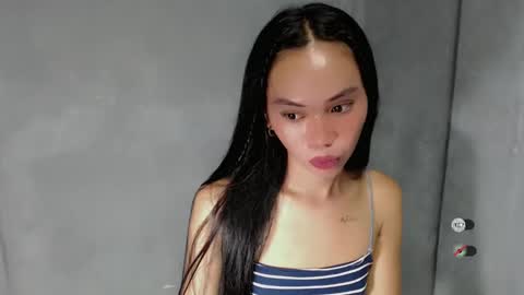 Kimberly online show from 02/15/25, 11:14