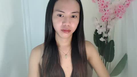 Snapshot of kimberly_tart chatting on 06/13/26, 11:35 Kimberly online show from 06/13/26, 11:35