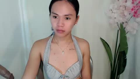Snapshot of kimberly_tart chatting on 06/17/26, 12:02 Kimberly online show from 06/17/26, 12:02