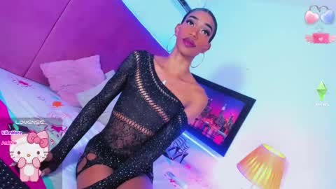 Your Queen KIM online show from 10/13/25, 07:03