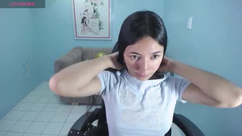 Snapshot of kimberly_thomson_t chatting on 01/04/25, 10:16 kimberly online show from 01/04/25, 10:16