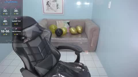 Snapshot of kimberly_thomson_t chatting on 01/18/25, 01:29 kimberly online show from 01/18/25, 01:29