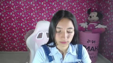 Snapshot of kimberly_thomson_t chatting on 02/08/25, 02:36 kimberly online show from 02/08/25, 02:36