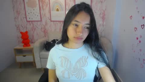 Snapshot of kimberly_thomson_t chatting on 09/12/25, 10:48 kimberly online show from 09/12/25, 10:48