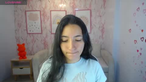 Snapshot of kimberly_thomson_t chatting on 09/13/25, 11:32 kimberly online show from 09/13/25, 11:32