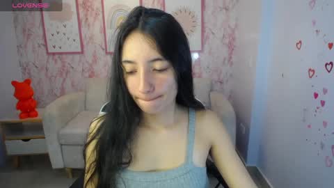 Snapshot of kimberly_thomson_t chatting on 09/15/25, 10:48 kimberly online show from 09/15/25, 10:48